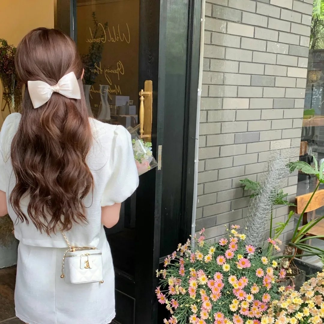 山茶花飘零